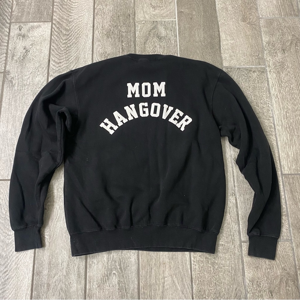 Lulusimon studio sweatshirt